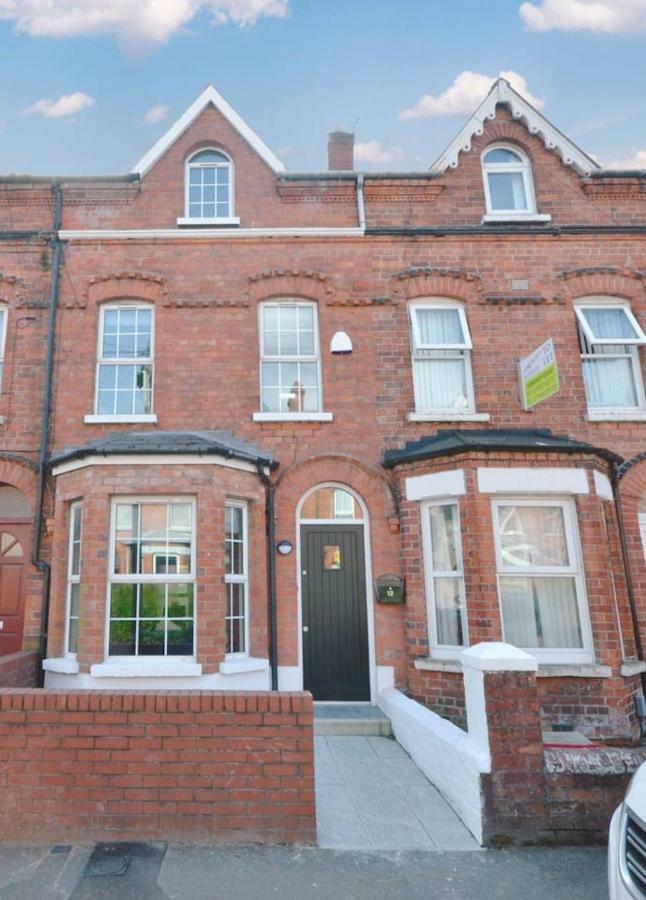 Queens Quarter Townhouse 1 Белфаст Екстериор снимка