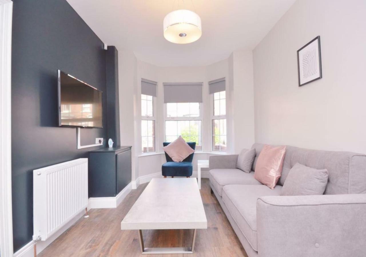 Queens Quarter Townhouse 1 Белфаст Екстериор снимка
